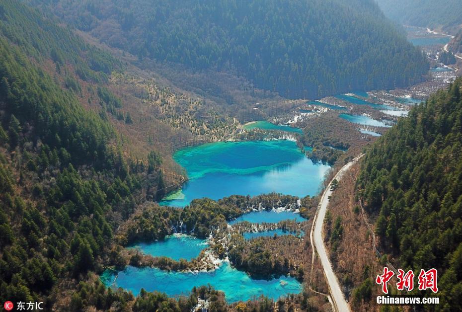 九寨沟重新开放 探访火花海震后景观