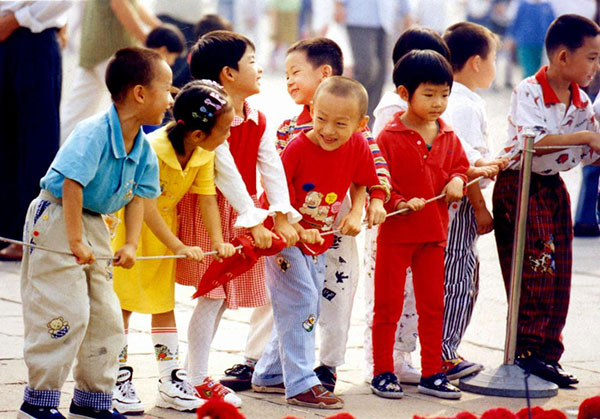 组图：13亿人的40年——老照片中的百姓生活变迁