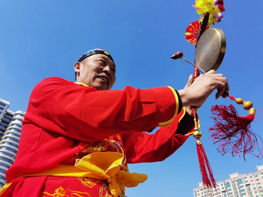 锣鼓喧天闹元宵