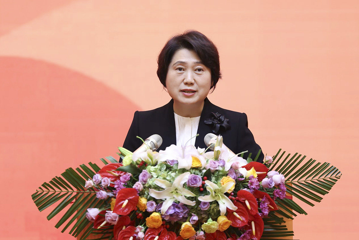 百家媒体聚焦佳木斯摄影采访活动开幕