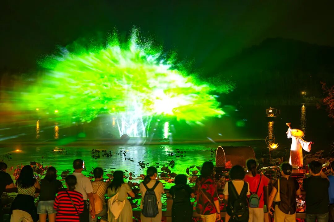 用“理论强基+案例研讨+实践淬炼”强“四力”