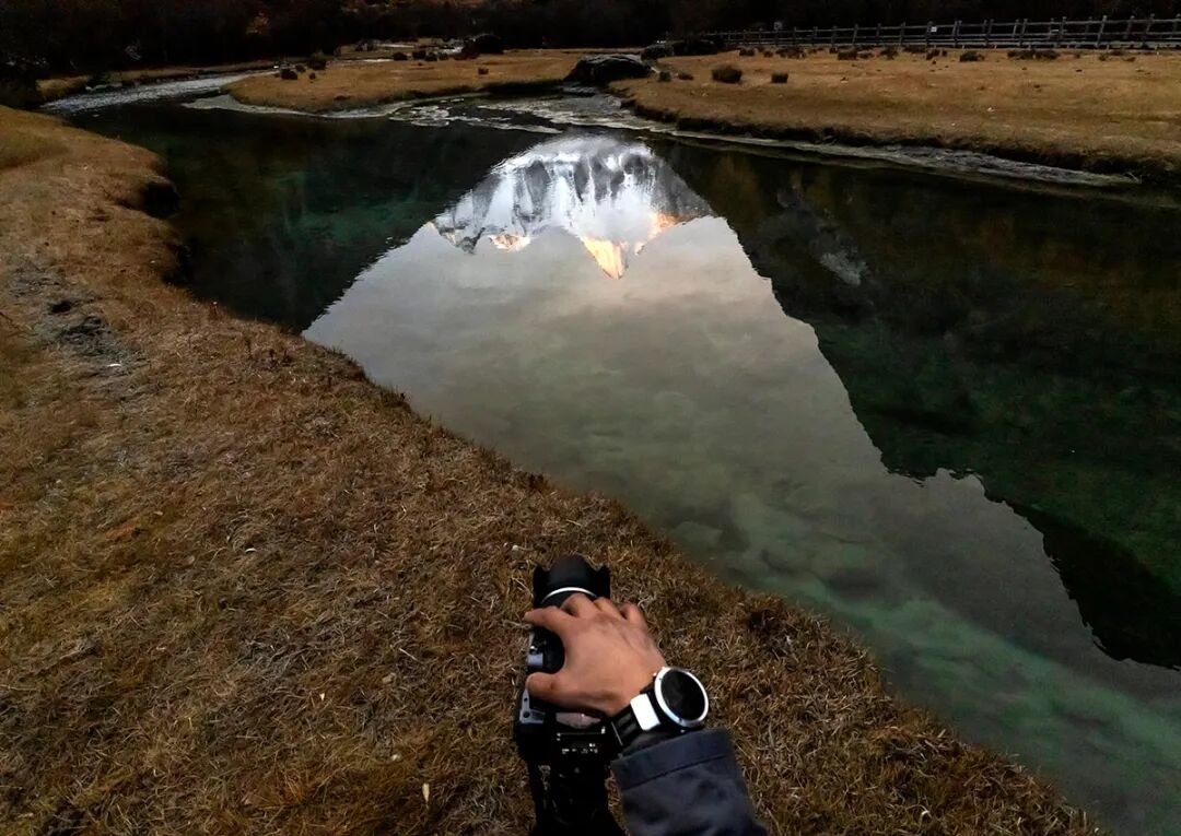 穿越冰峰 遇见稻城亚丁