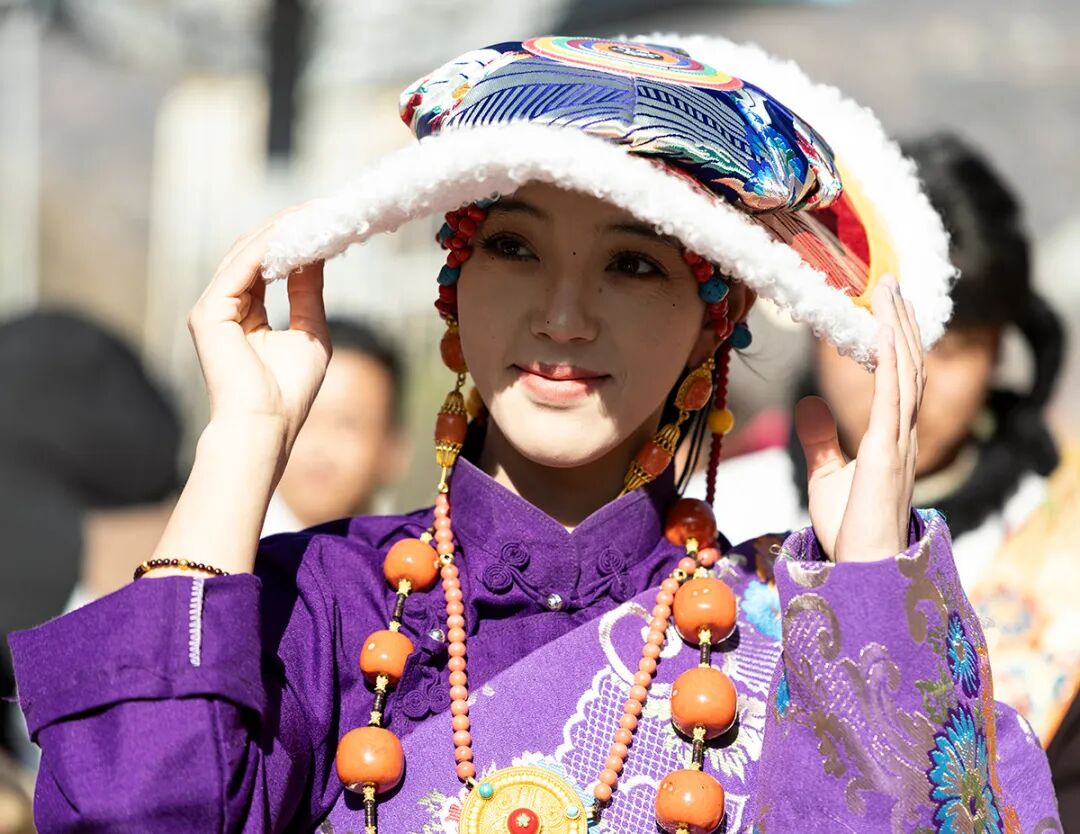 非遗巡游庆羌年